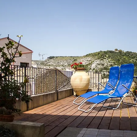 Giardino Di Pietra Ragusa